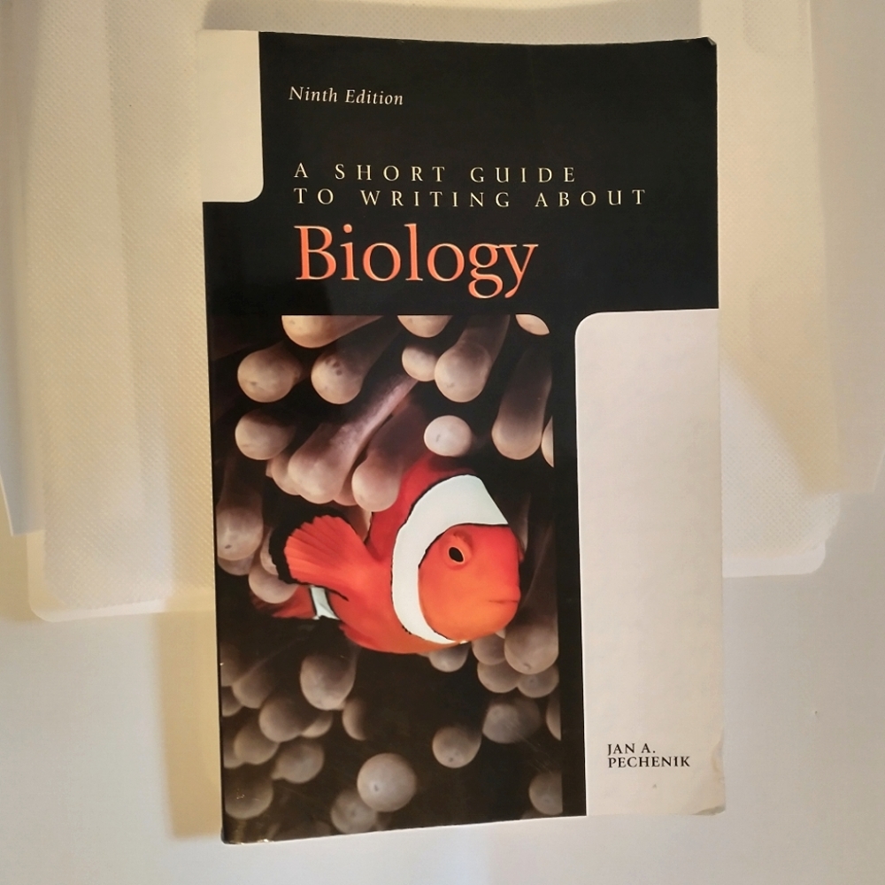 A Short Guide to Writing About Biology by Jan A. Pechenik Paperback Book